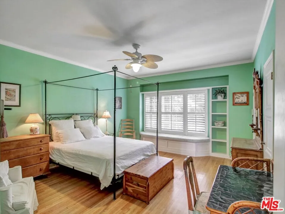1327 Hayworth Avenue West Hollywood, CA 90046