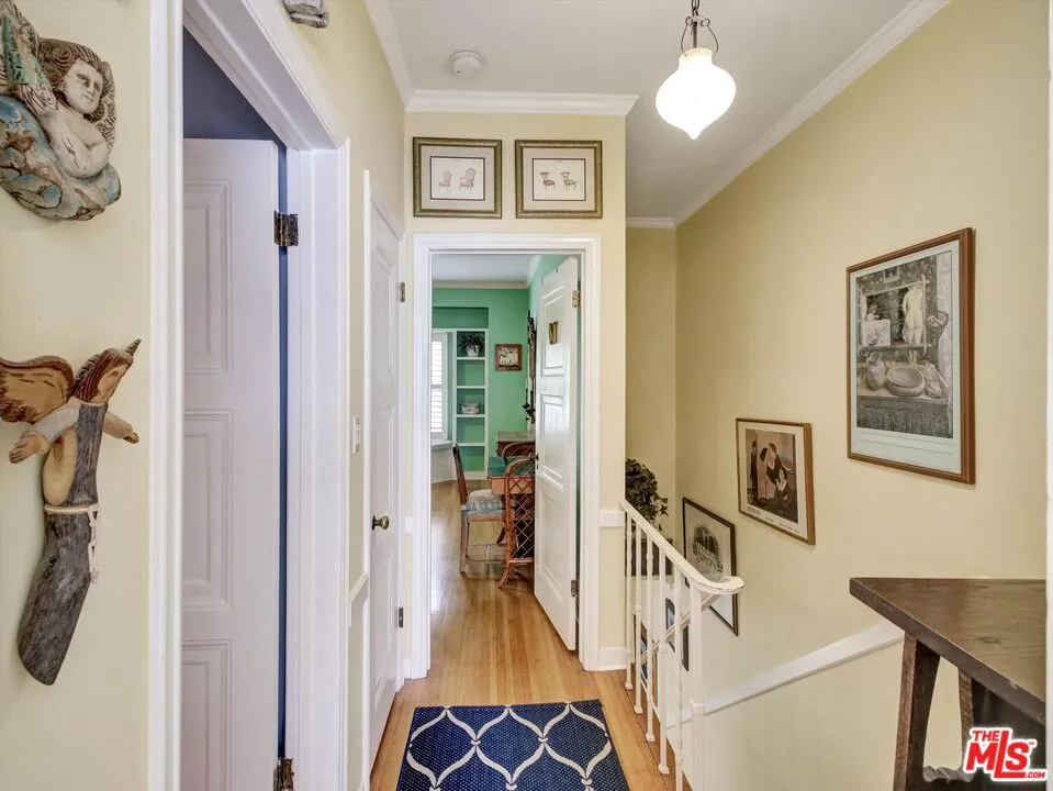 1327 Hayworth Avenue West Hollywood, CA 90046
