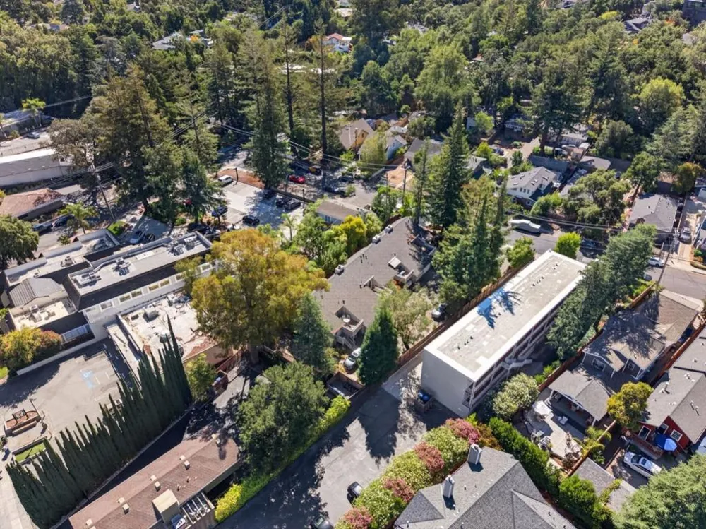 175 Villa Avenue Los Gatos, CA 95030