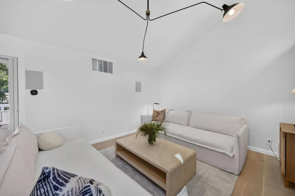 175 Villa Avenue Los Gatos, CA 95030
