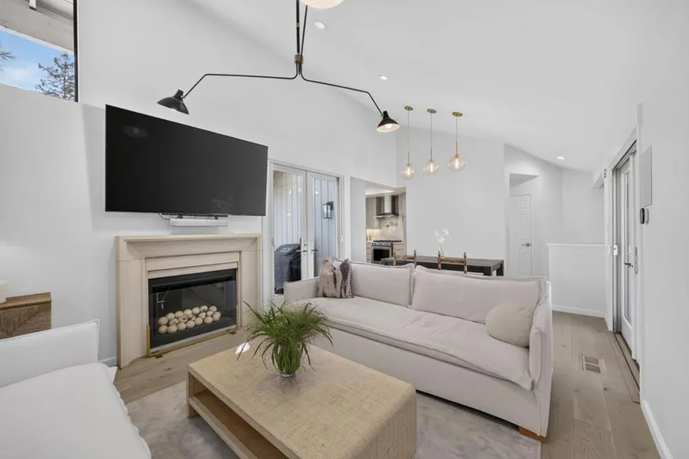 175 Villa Avenue Los Gatos, CA 95030
