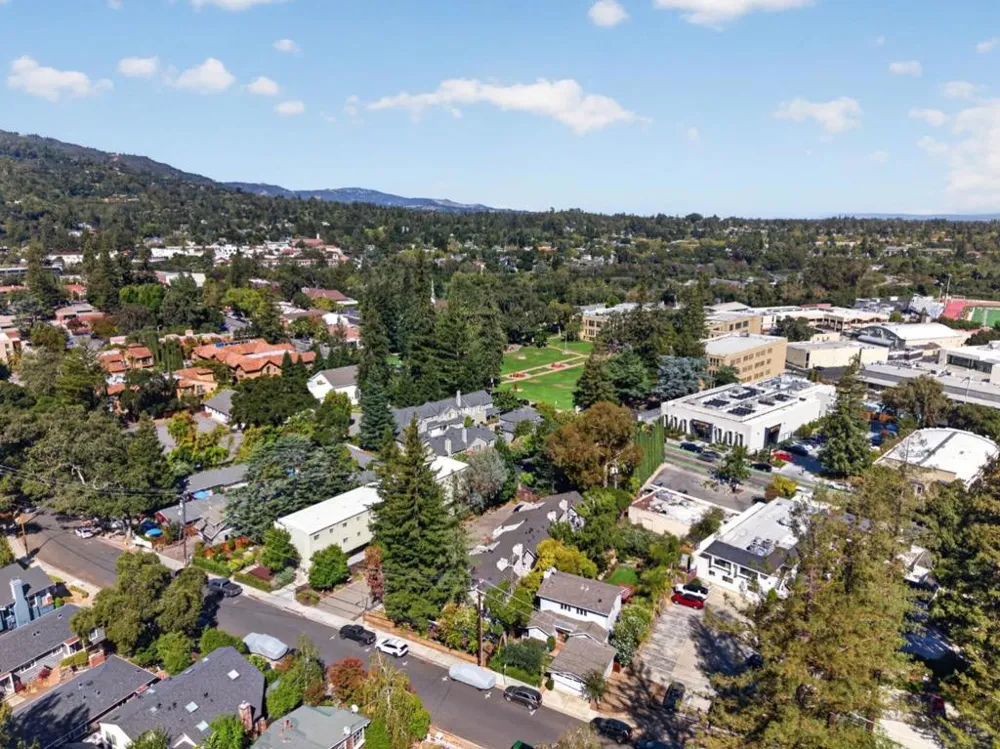 175 Villa Avenue Los Gatos, CA 95030