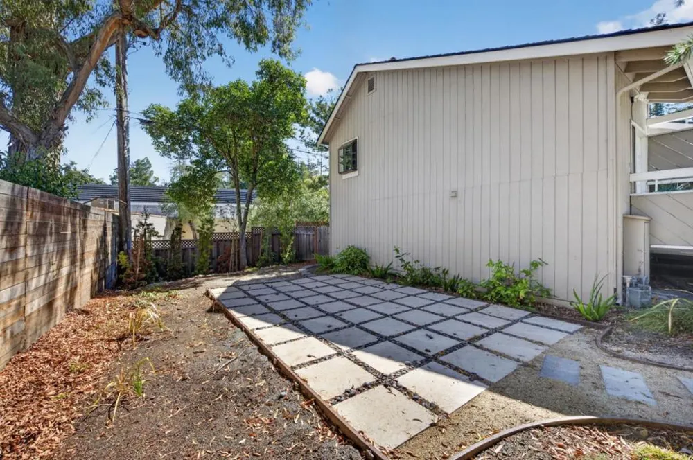 175 Villa Avenue Los Gatos, CA 95030