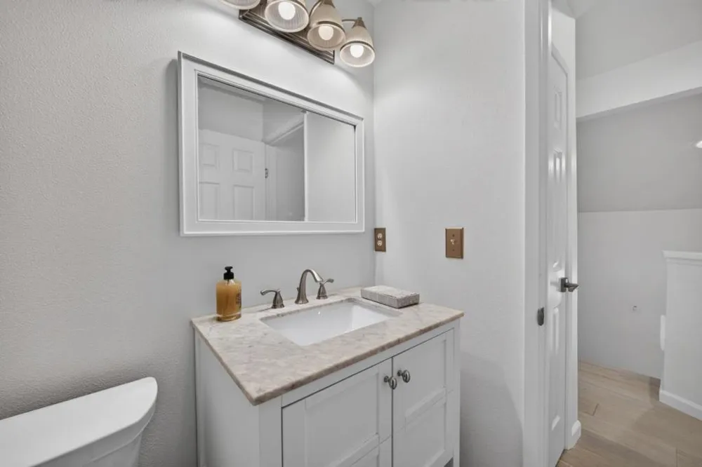 175 Villa Avenue Los Gatos, CA 95030