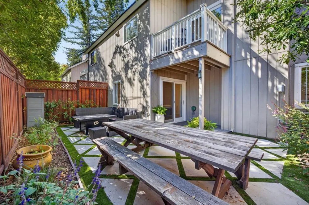 175 Villa Avenue Los Gatos, CA 95030