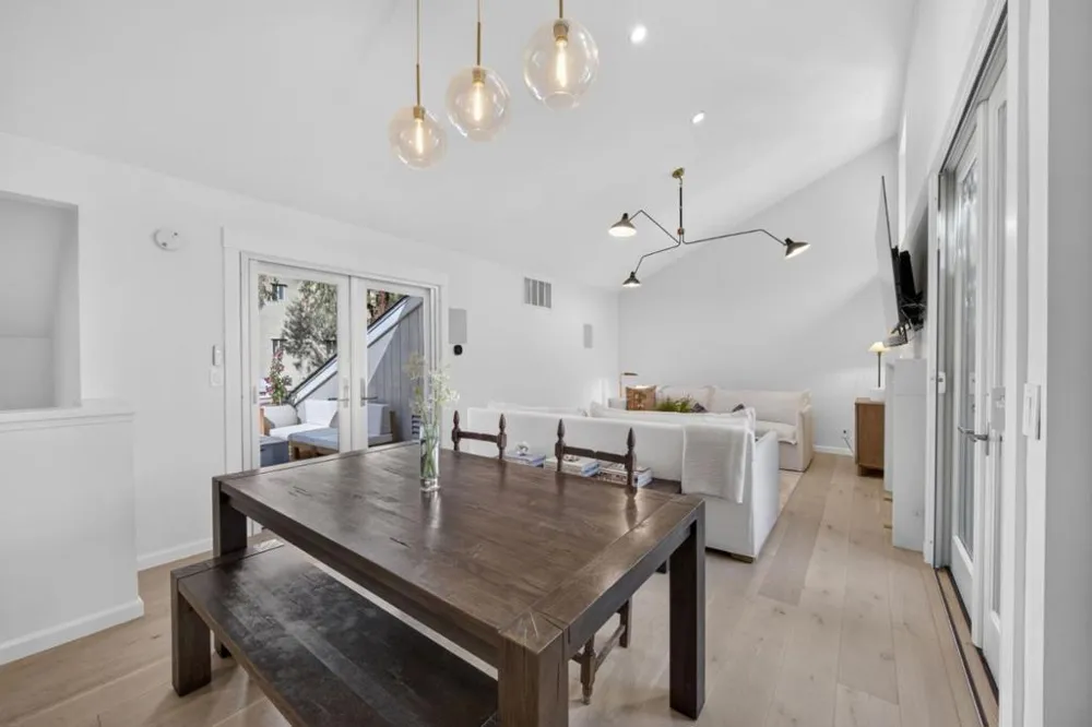 175 Villa Avenue Los Gatos, CA 95030