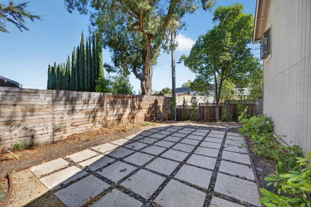 175 Villa Avenue Los Gatos, CA 95030