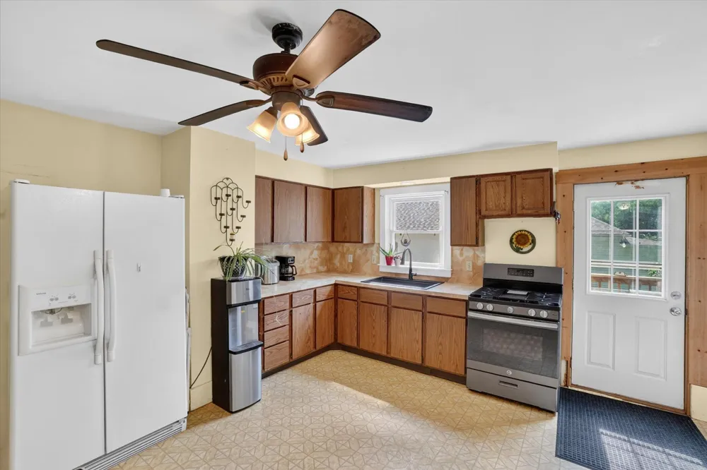671 Jackson Street Ionia, MI 48846