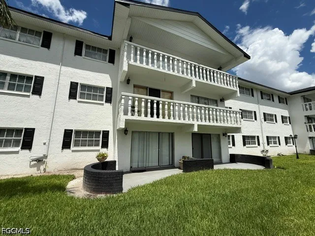 Broadway #115 Fort Myers, FL 33901