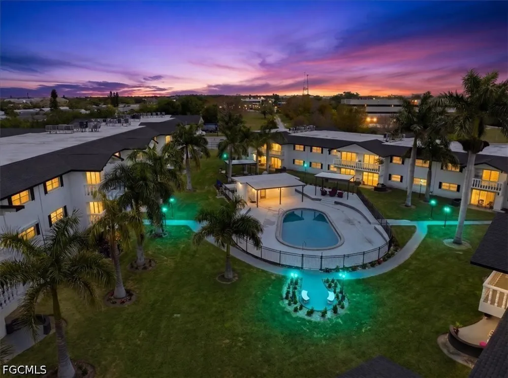 Broadway #115 Fort Myers, FL 33901