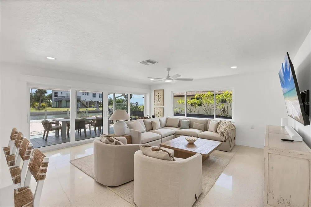 1915 PENNSYLVANIA AVENUE Englewood, FL 34224