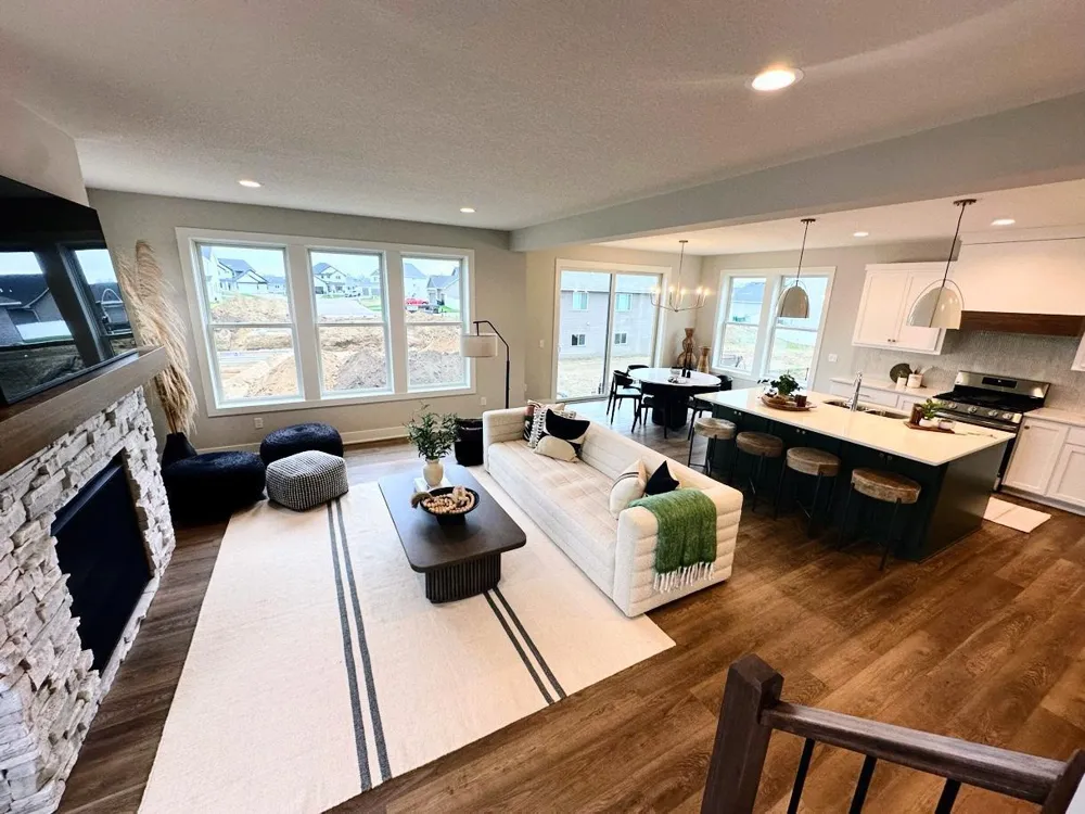 5380 176th Street Lakeville, MN 55044