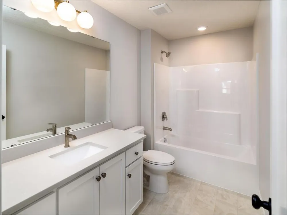 5380 176th Street Lakeville, MN 55044
