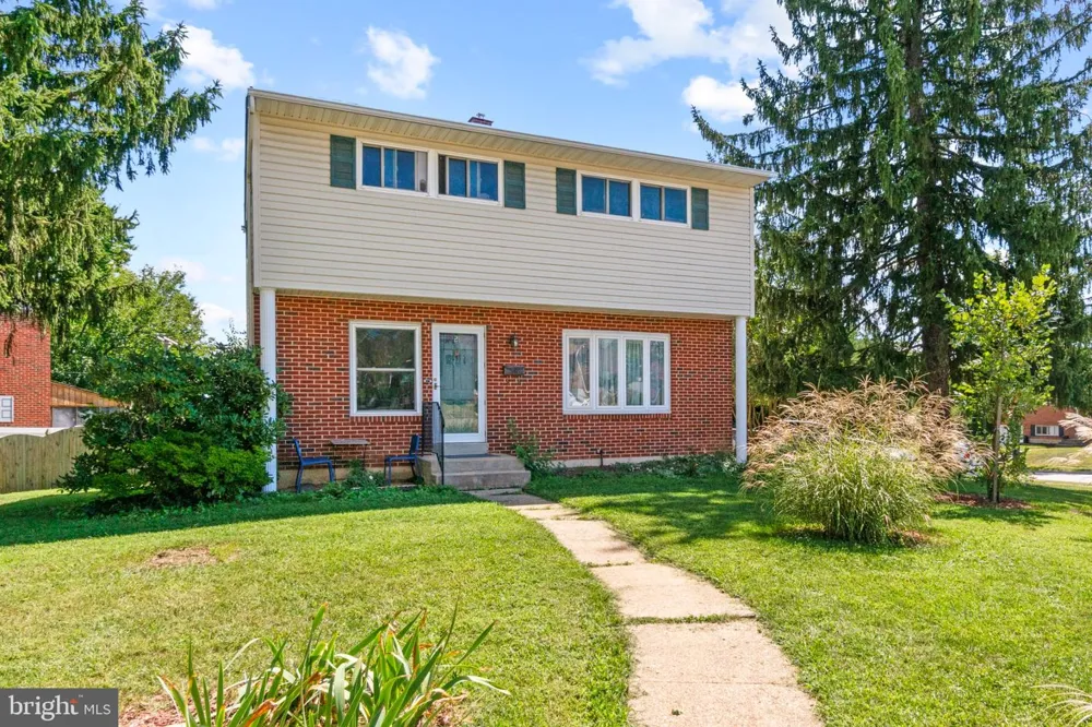 21 HADDINGTON ROAD Lutherville Timonium, MD 21093