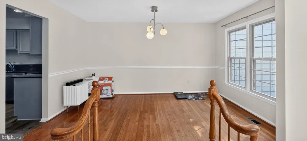 9205 GATEWATER Potomac, MD 20854