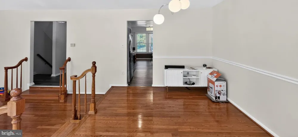 9205 GATEWATER Potomac, MD 20854