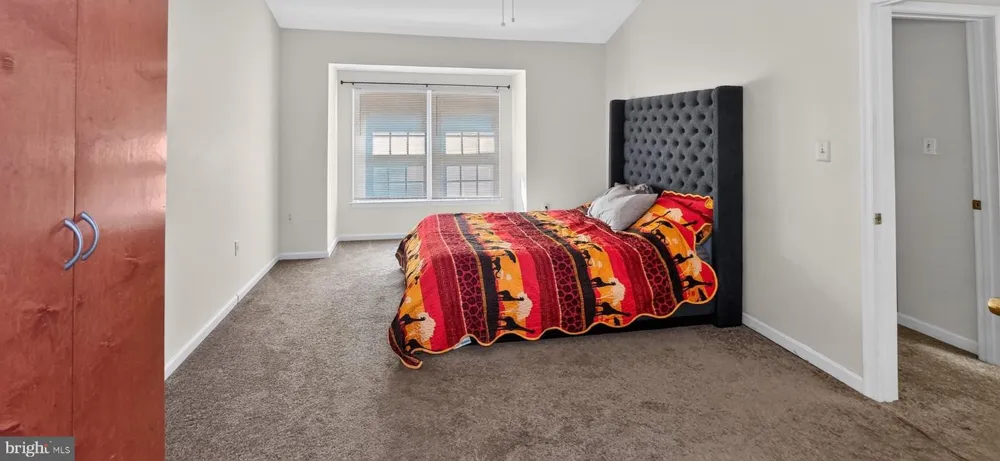 9205 GATEWATER Potomac, MD 20854