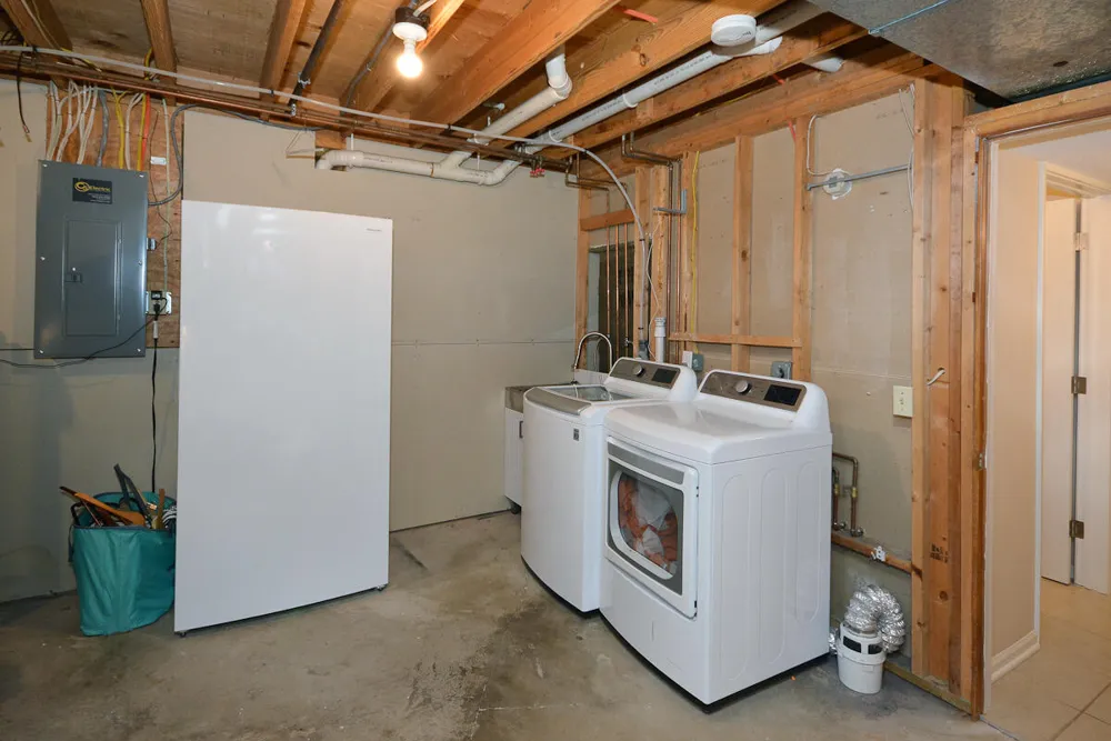 2393 Wildemere Street Kalamazoo, MI 49009