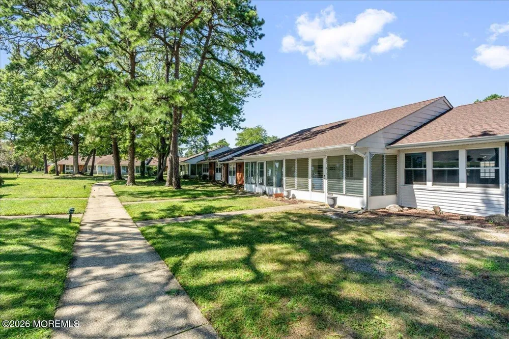 660 Plymouth Drive Lakewood, NJ 08701