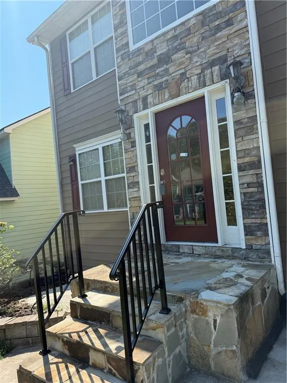 1320 Grey Rock Way Suwanee, GA 30024