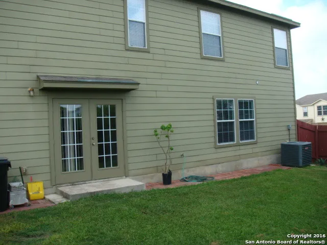 272 HINGE CHASE Cibolo, TX 78108