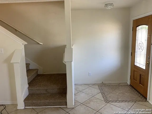 272 HINGE CHASE Cibolo, TX 78108