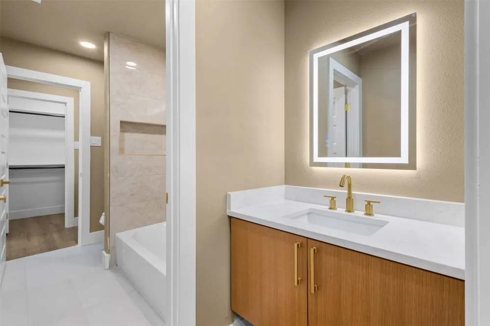 4923 Alcott Street Dallas, TX 75206