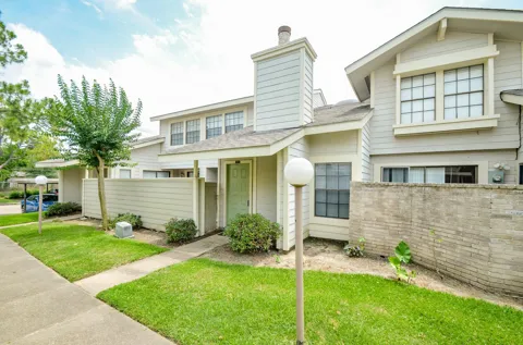 6211 Ludington Drive #21-909