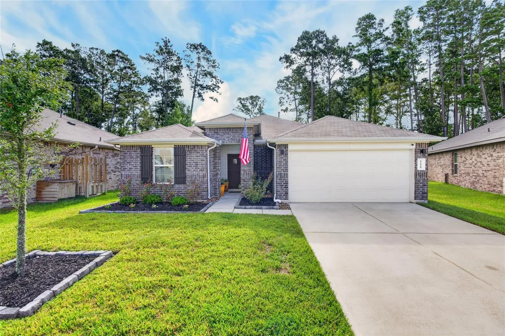 12008 New River Court Conroe, TX 77384