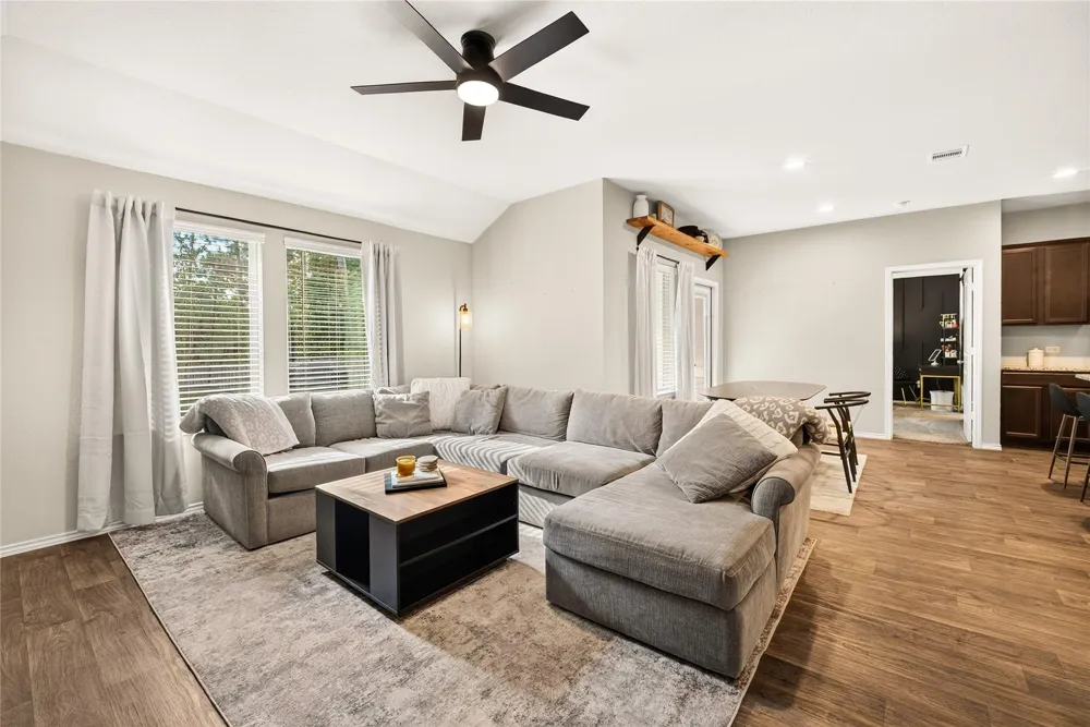 12008 New River Court Conroe, TX 77384