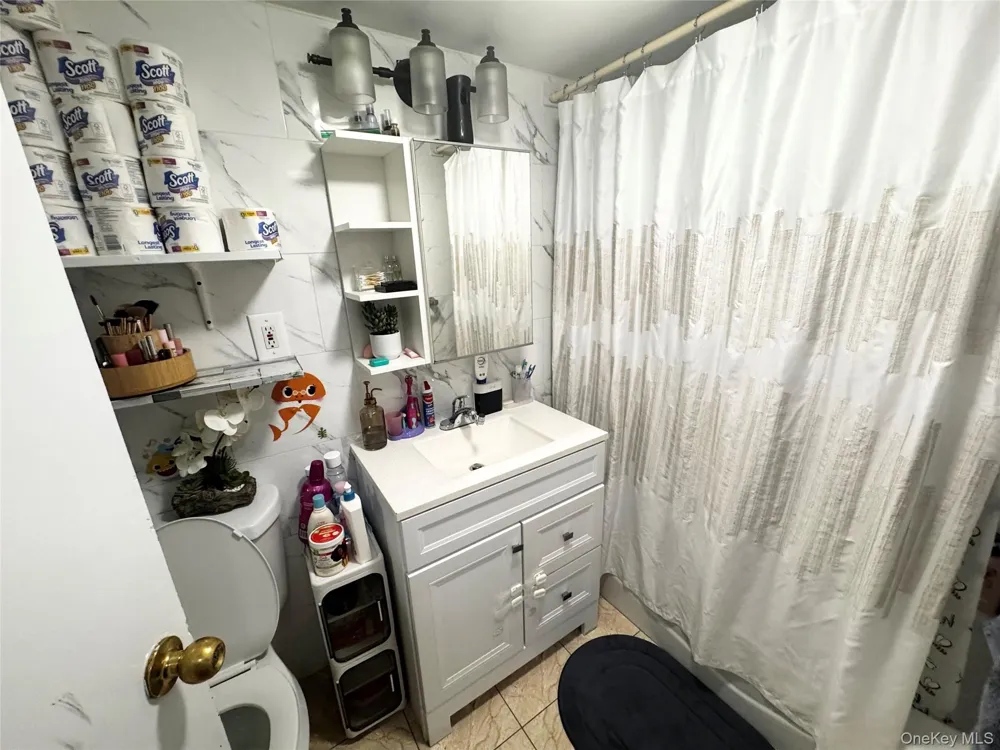 35-57 86th Street Jackson Heights, NY 11372