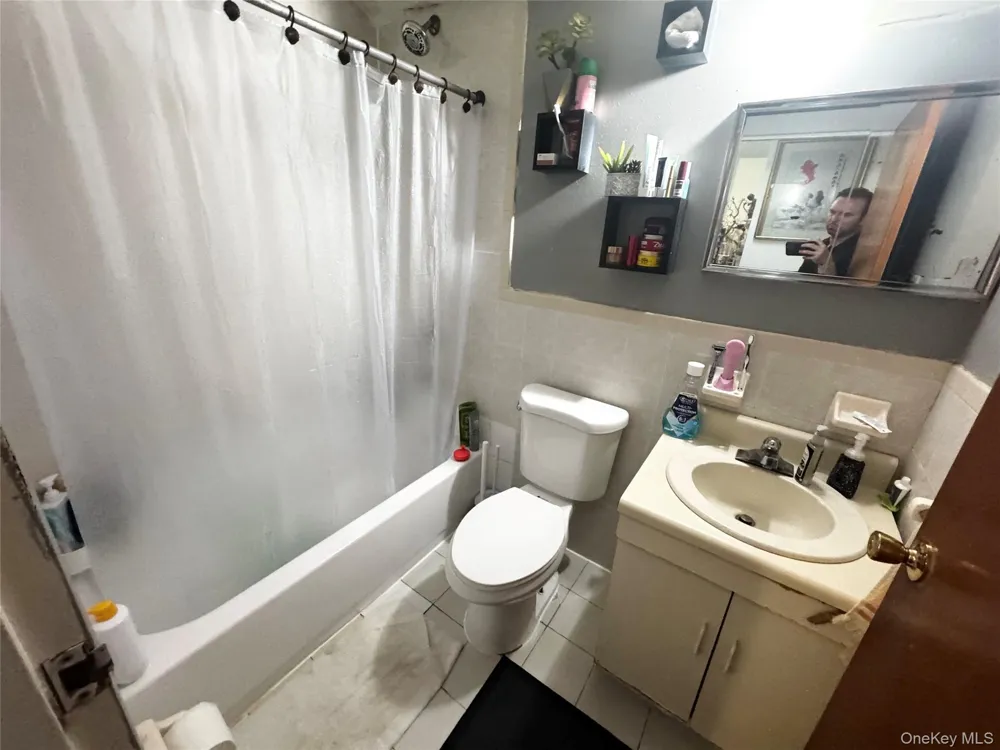 35-57 86th Street Jackson Heights, NY 11372
