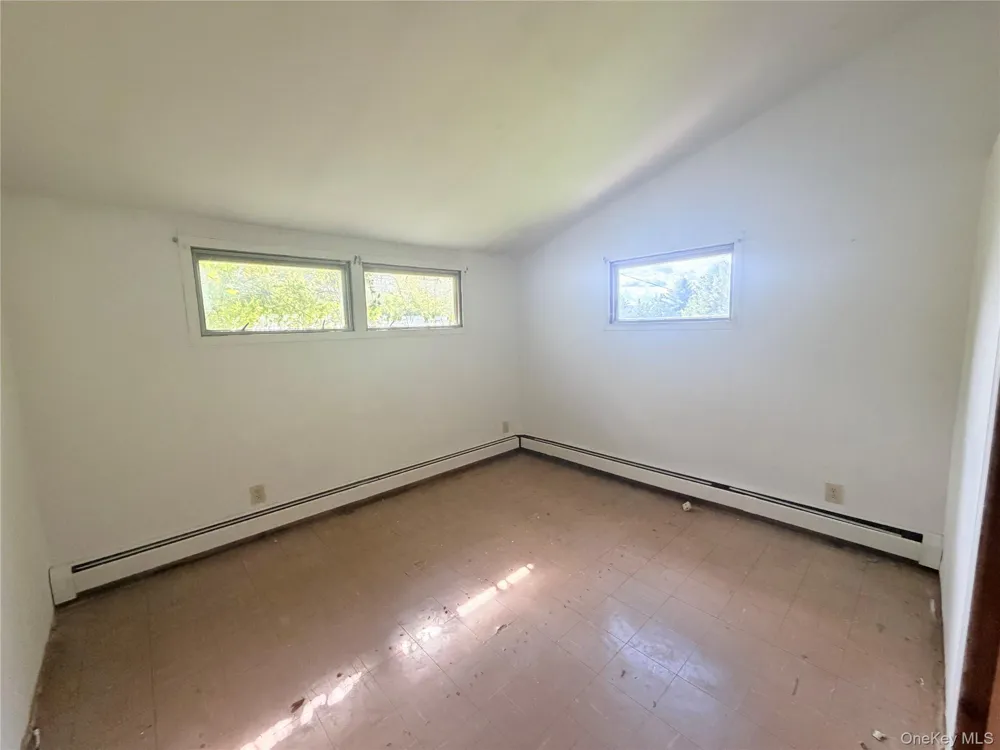 25 Miles Fallsburg, NY 12733