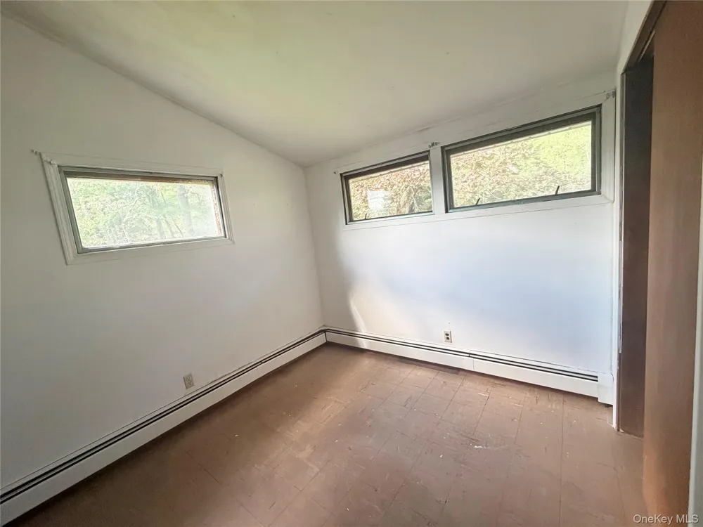 25 Miles Fallsburg, NY 12733