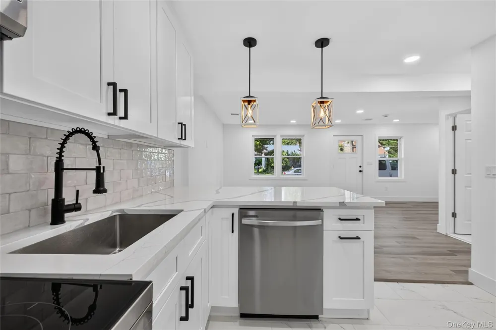 10 harrison Drive Shirley, NY 11967