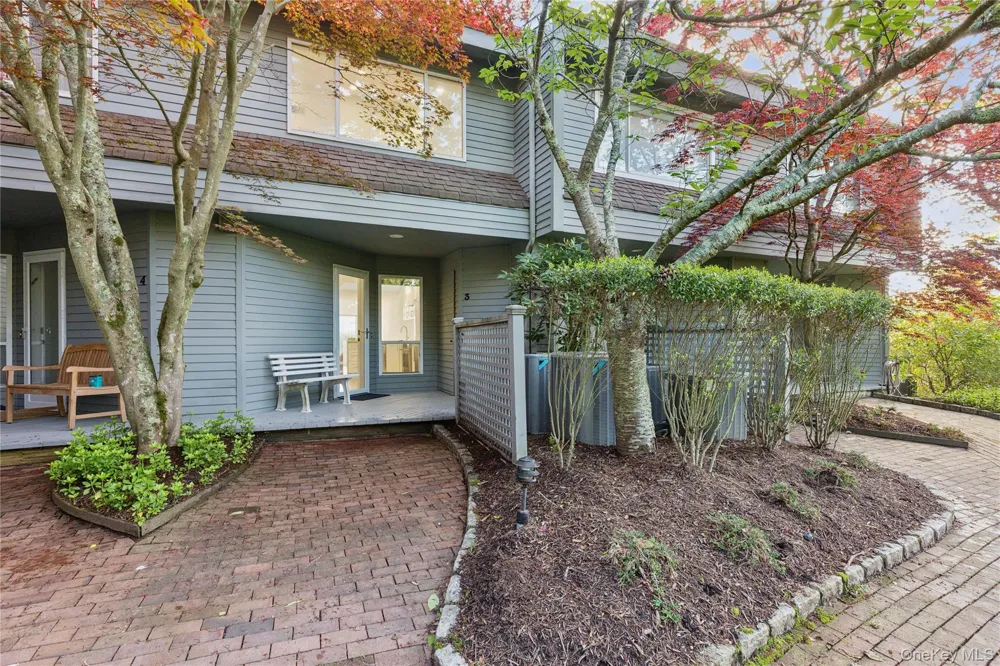 23 Library Avenue #3 Westhampton Beach, NY 11978