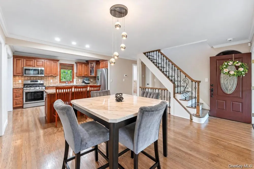 15 Hillcrest Avenue Port Jefferson, NY 11777