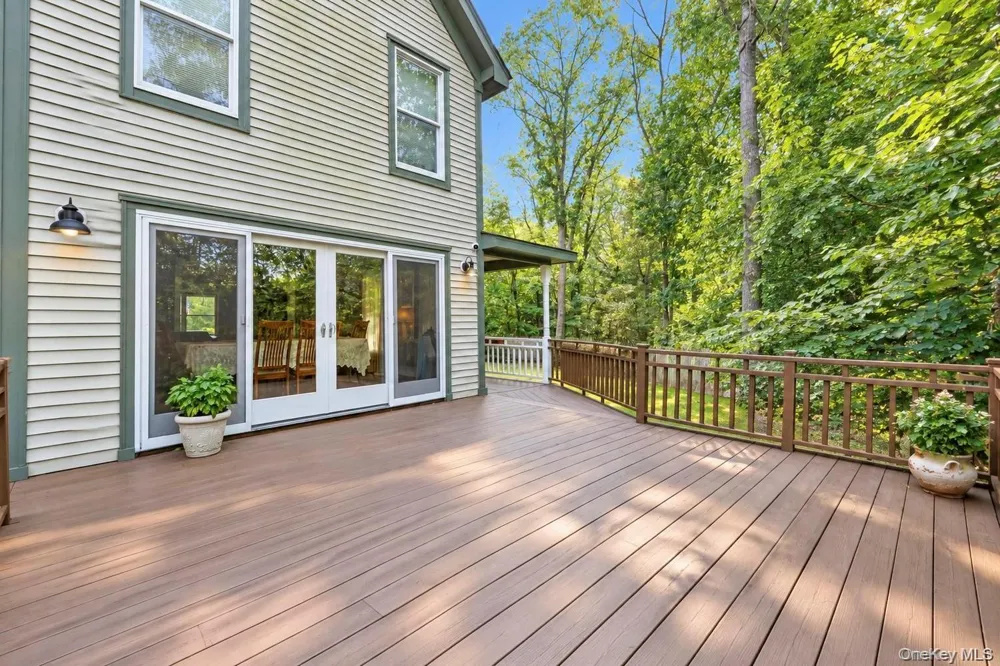 15 Hillcrest Avenue Port Jefferson, NY 11777