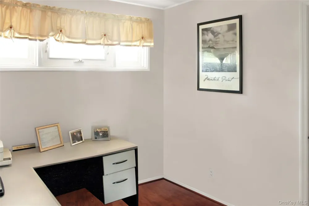 6 Lancaster Place South Huntington, NY 11746