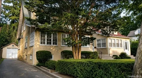 253 Fulton Avenue