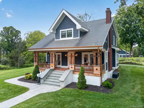 42 Colonial Avenue