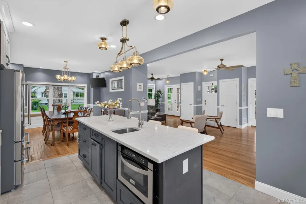 42 Colonial Avenue Warwick, NY 10990
