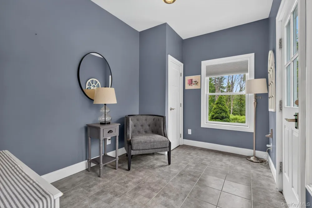 42 Colonial Avenue Warwick, NY 10990