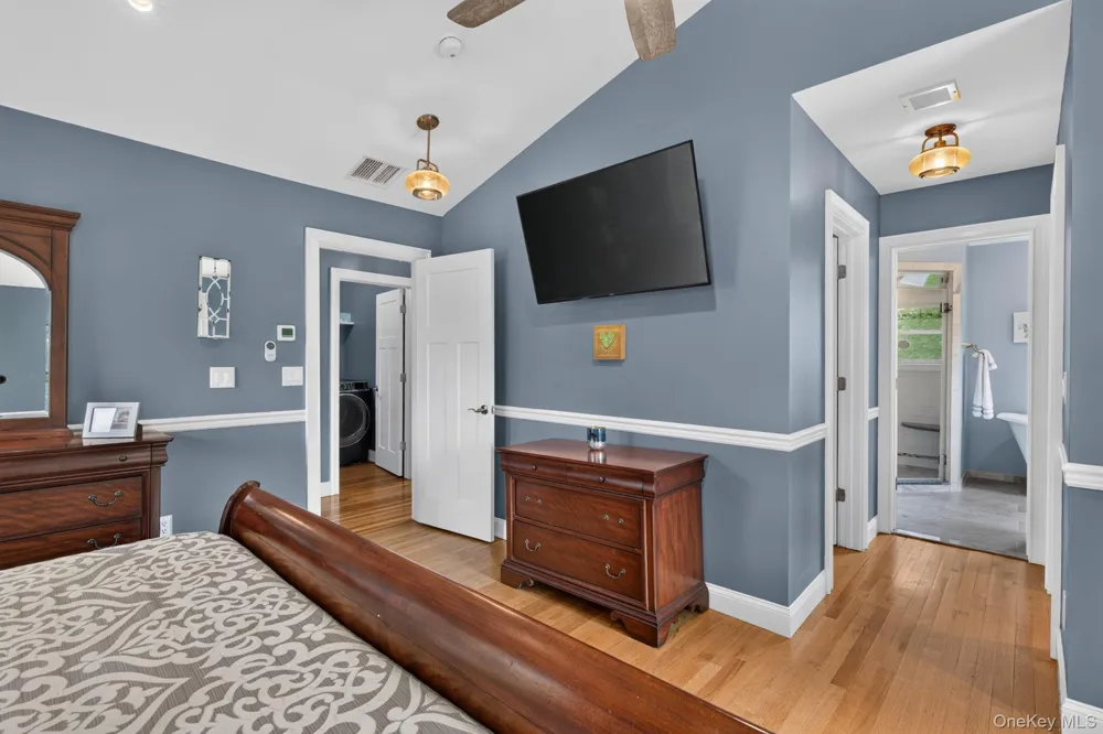 42 Colonial Avenue Warwick, NY 10990