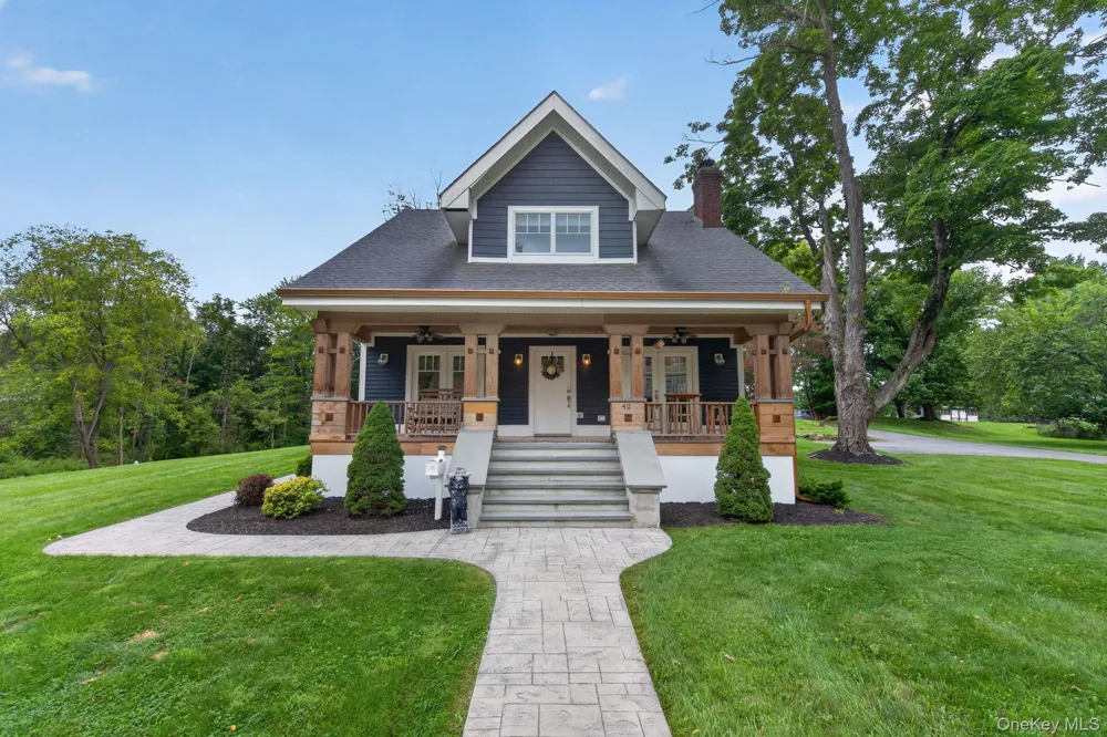 42 Colonial Avenue Warwick, NY 10990