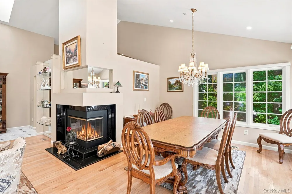 24 Oakcrest Lane Hastings-on-Hudson, NY 10706