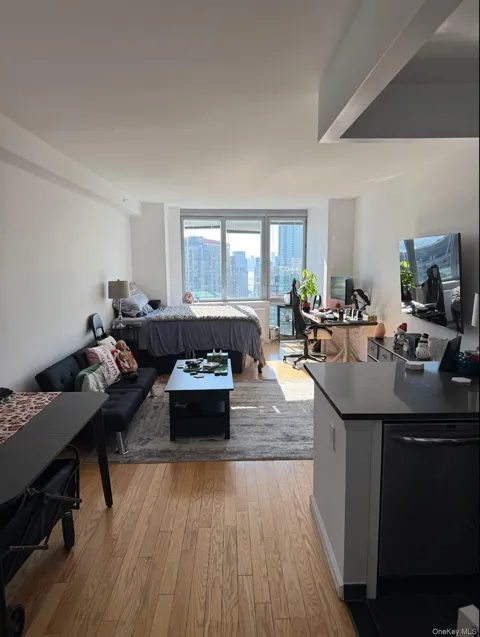 4545 Center Boulevard #3714