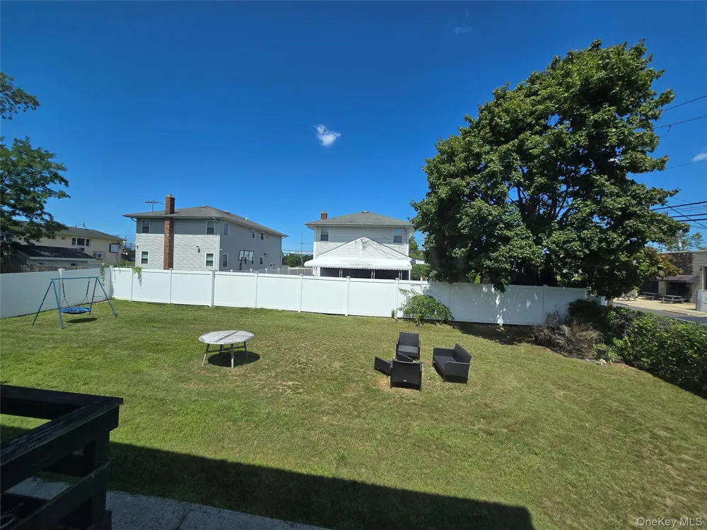 29 Lambert Avenue #1st Floor Farmingdale, NY 11735