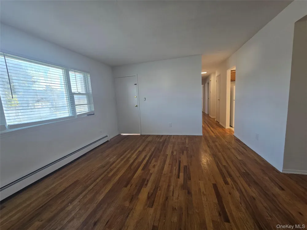 29 Lambert Avenue #1st Floor Farmingdale, NY 11735