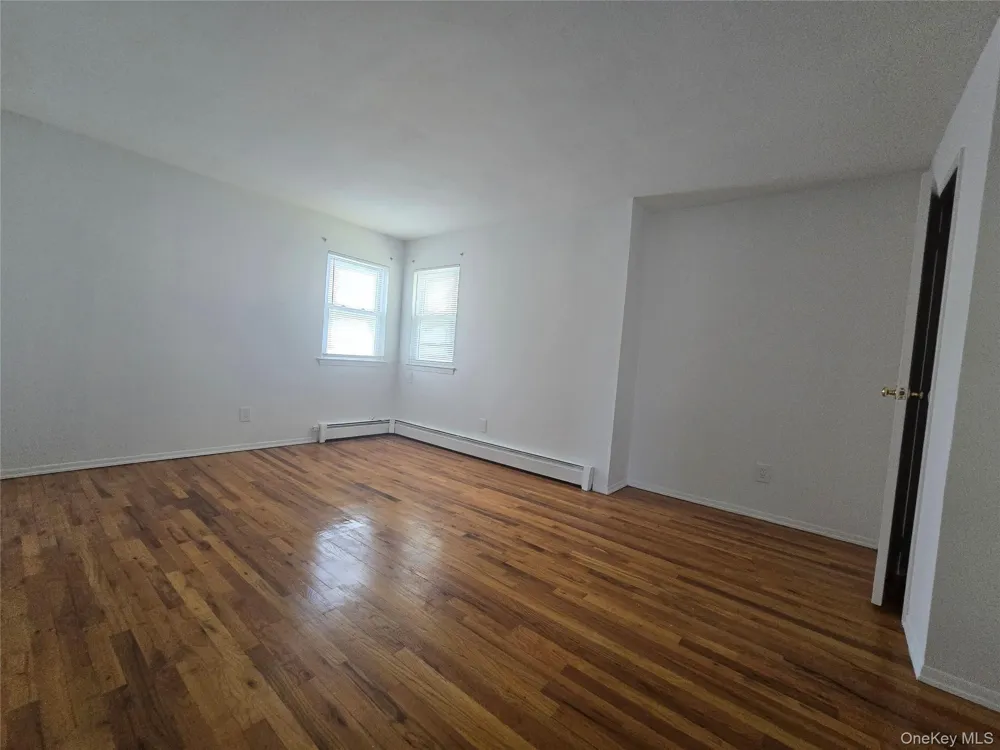 29 Lambert Avenue #1st Floor Farmingdale, NY 11735